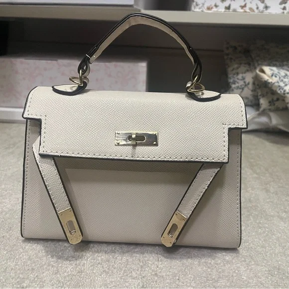 Billini Hariette Handle Bag in bone - Picture 6 of 9